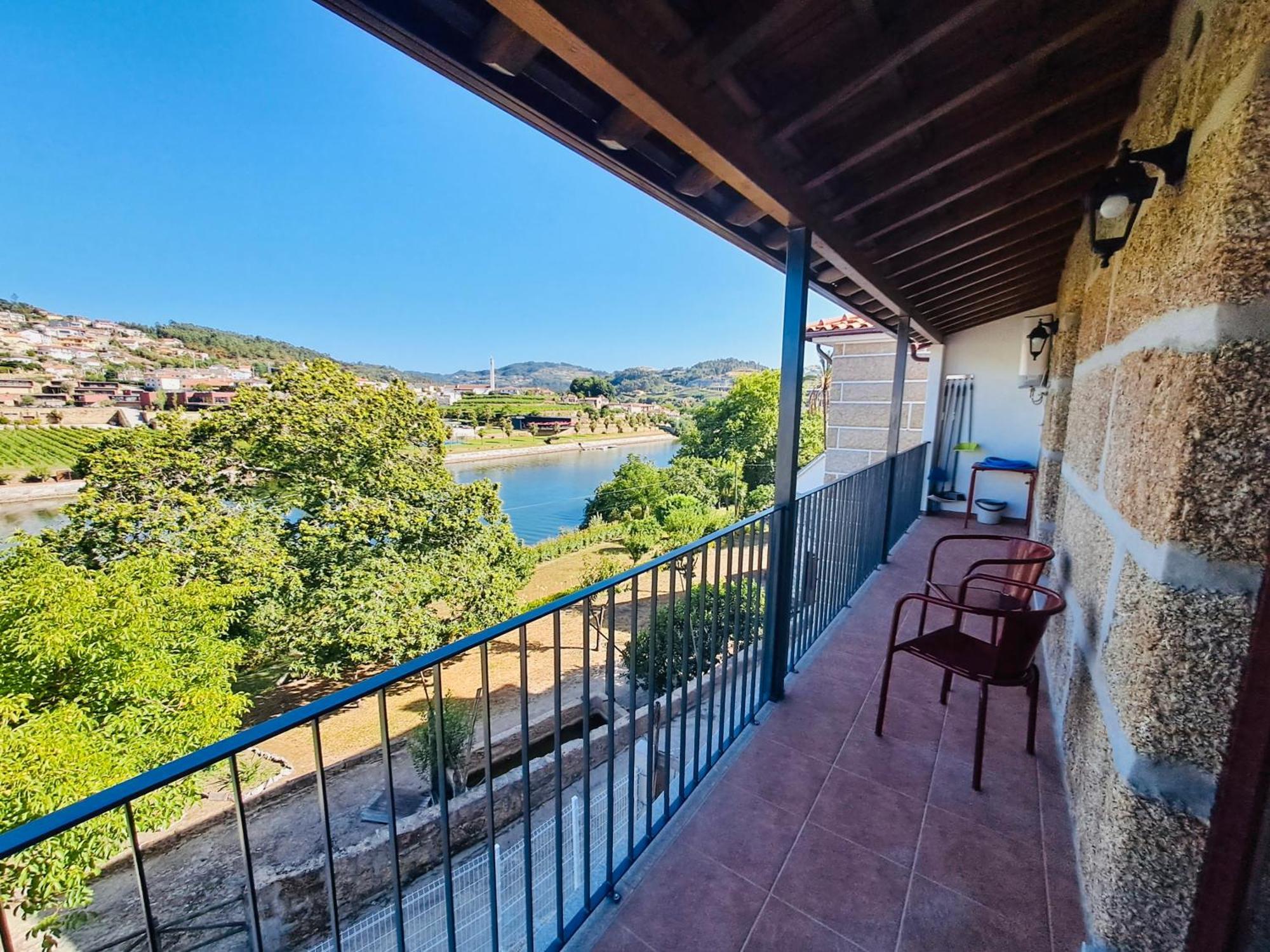Burguesinha Al Entre-Os-Rios Apartment Екстериор снимка