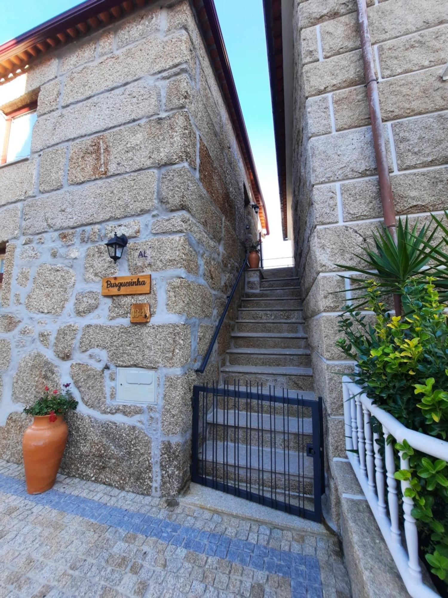 Burguesinha Al Entre-Os-Rios Apartment Екстериор снимка